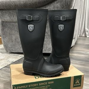 Kamik women’s waterproof boots.